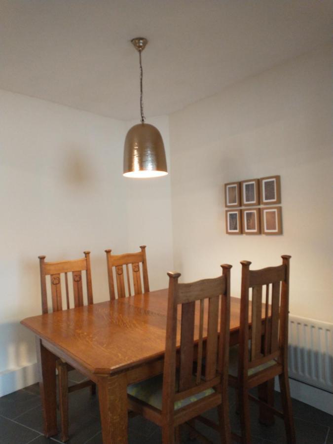 Spacious 2-Bed Apartment In Ruthin Extérieur photo