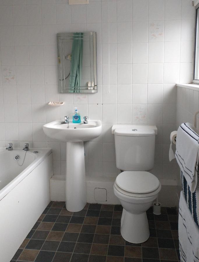 Spacious 2-Bed Apartment In Ruthin Extérieur photo